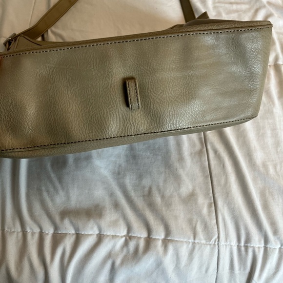 Matt & Nat Taupe Glance Dwell   Hobo Shoulder Bag/Crossbody Adjustable Straps - Picture 7 of 17